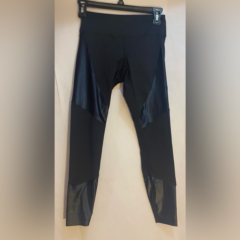 Koral Leggings Black Size Small
